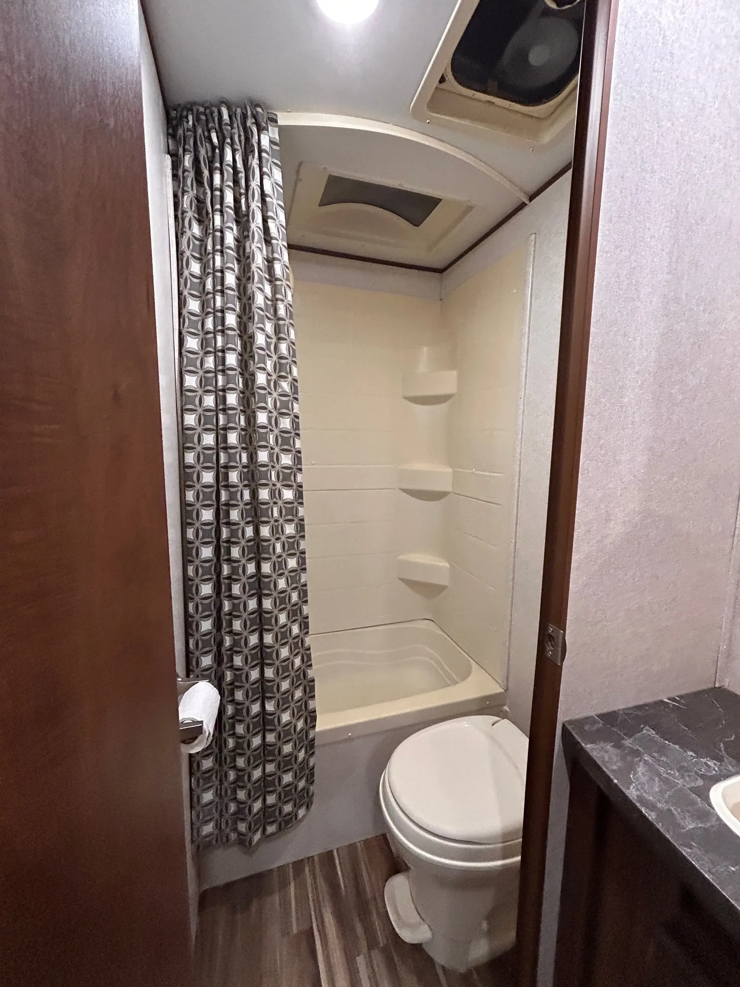 Jayco Baja Edition Bunkhouse (Shared) 7